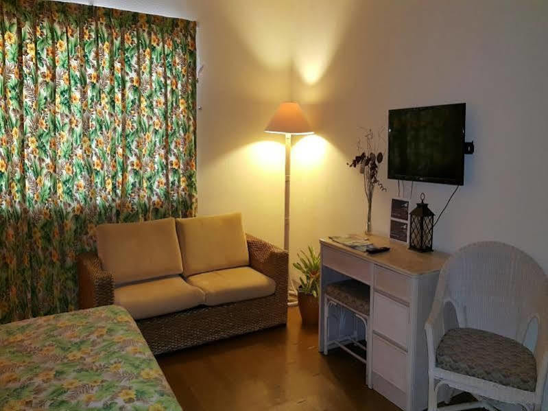 One Pacific Hotel Тамунинг Екстериор снимка